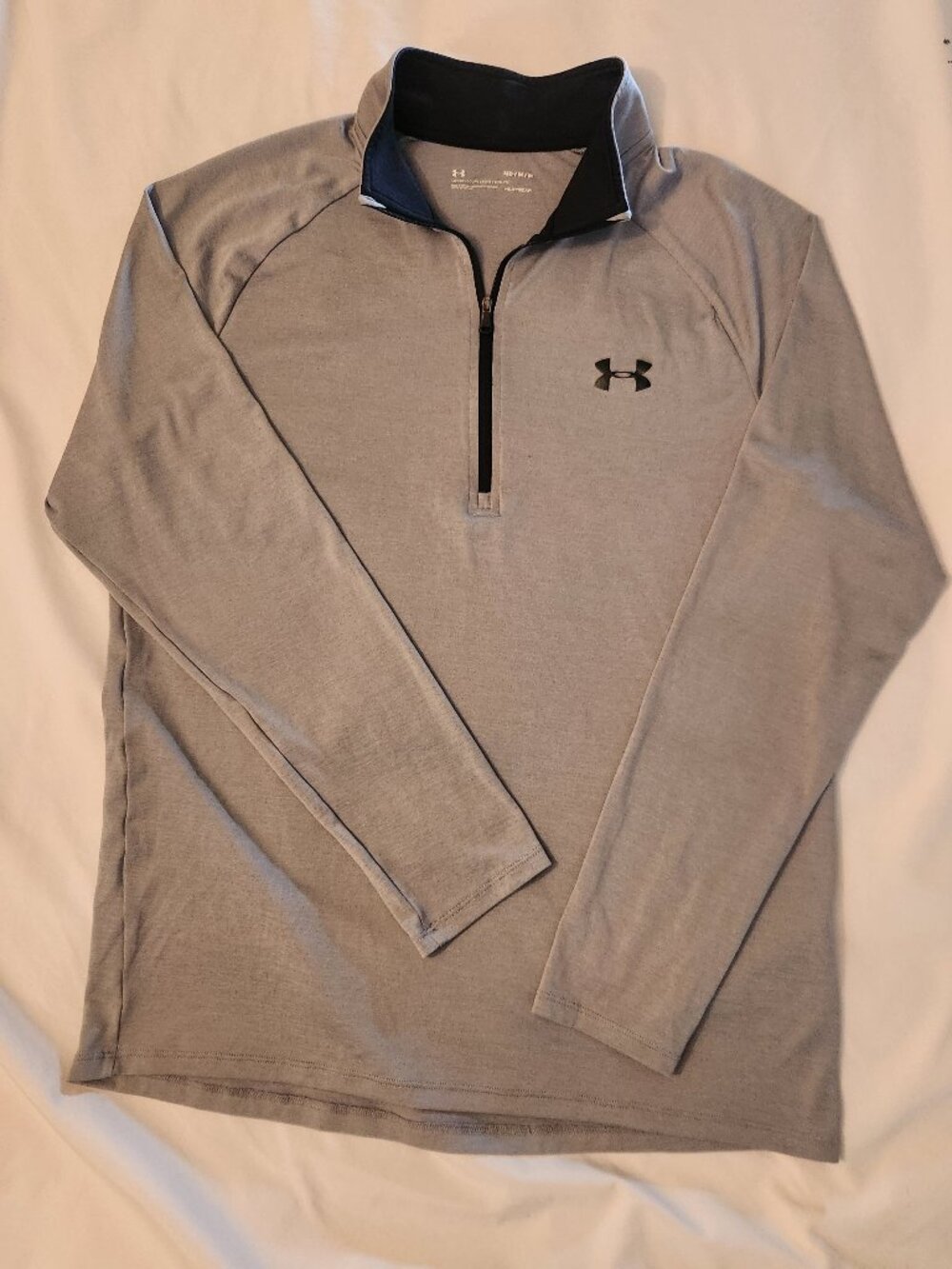 Men's UA HeatGear loose fit quarterzip
